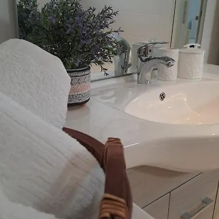 Cosy For Couples 2 Min From Mades